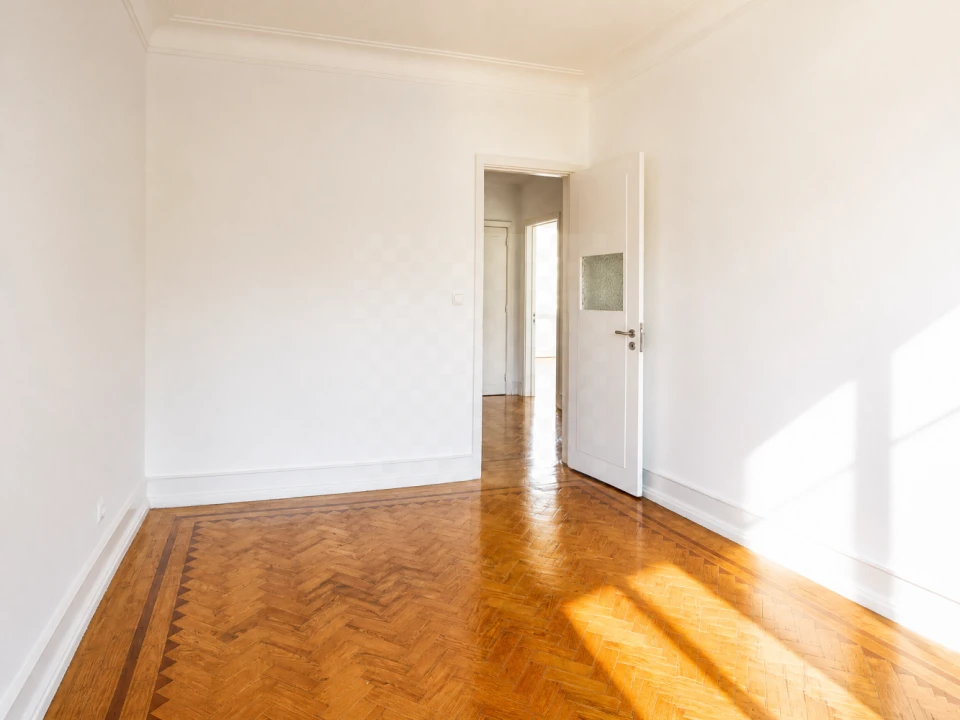 Apartamento T3 para Venda em Areeiro Foto 16