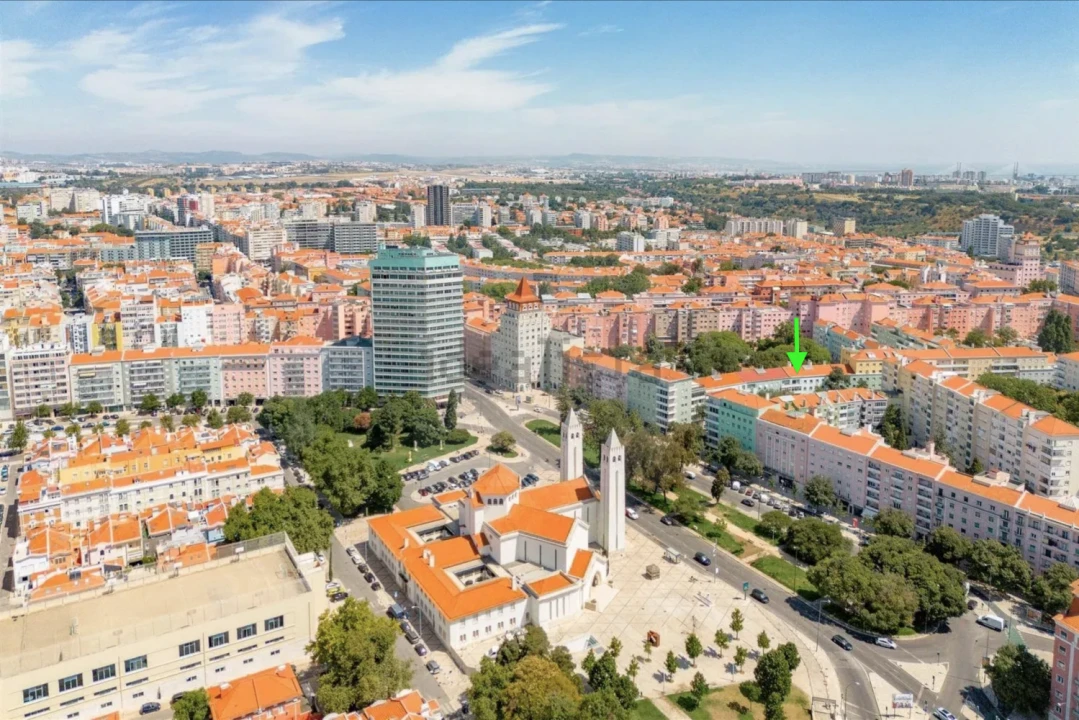 Apartamento T3 para Venda em Areeiro Foto 28