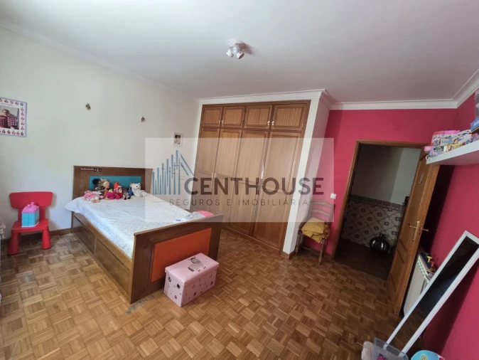 Moradia T4 para Venda em Sarzedo Foto 44