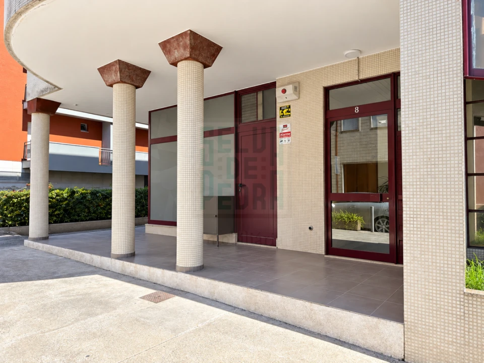 Apartamento T3 para Venda em Rio Tinto Foto 35