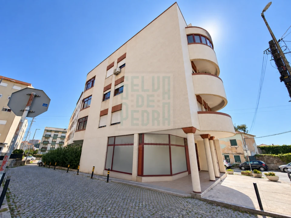 Apartamento T3 para Venda em Rio Tinto Foto 36