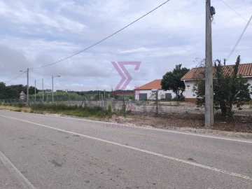 Moradia T1 para Venda em Roliça