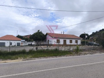 Moradia T1 para Venda em Roliça