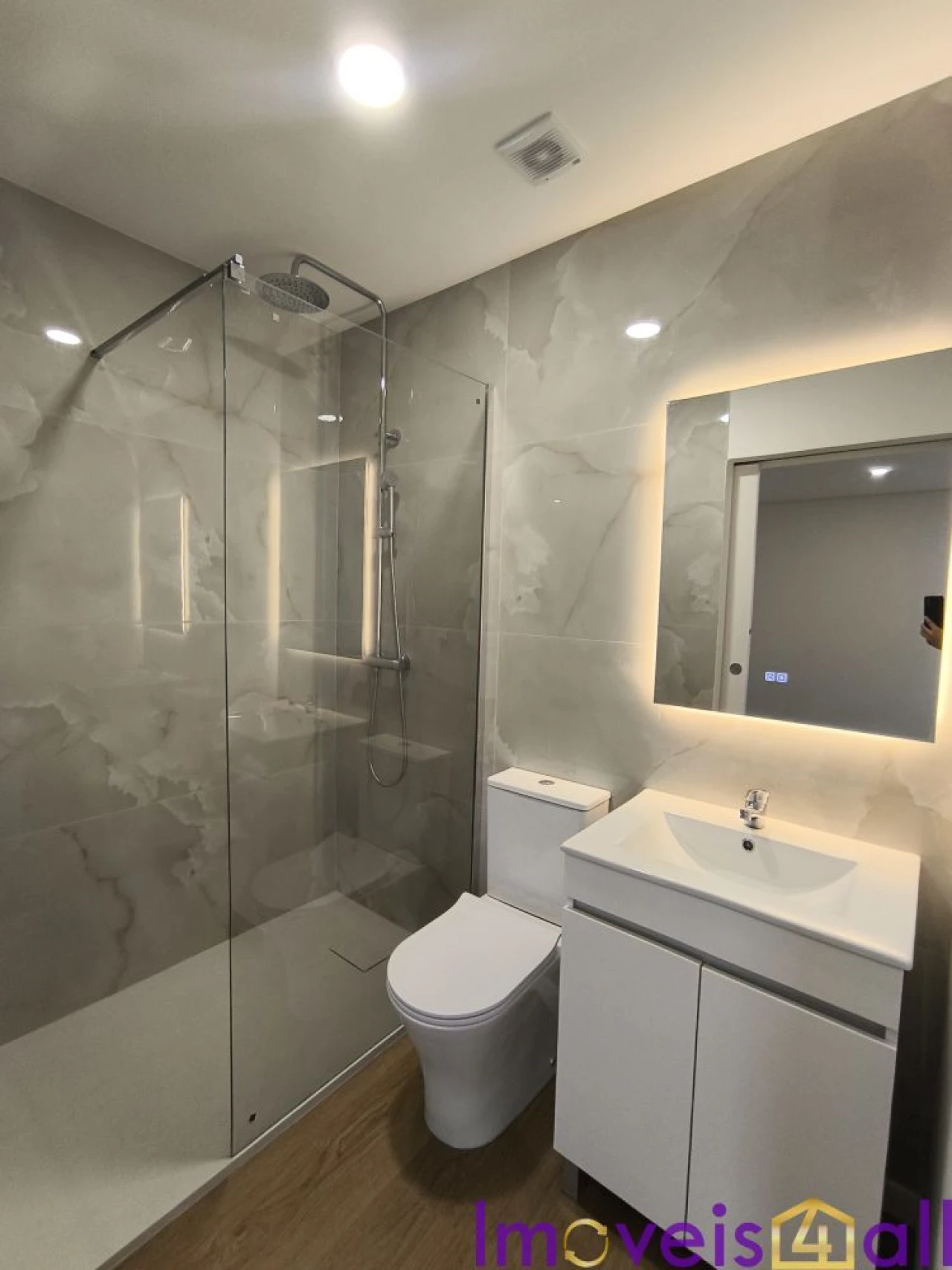 Apartamento T3 para Venda em Vila Nova de Famalicão e Calendário Foto 8