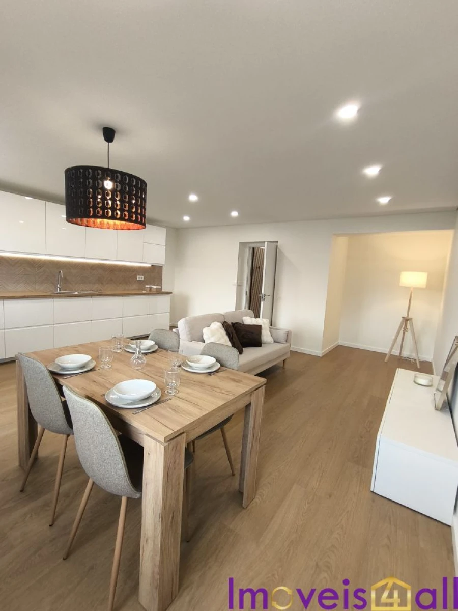 Apartamento T3 para Venda em Vila Nova de Famalicão e Calendário Foto 5