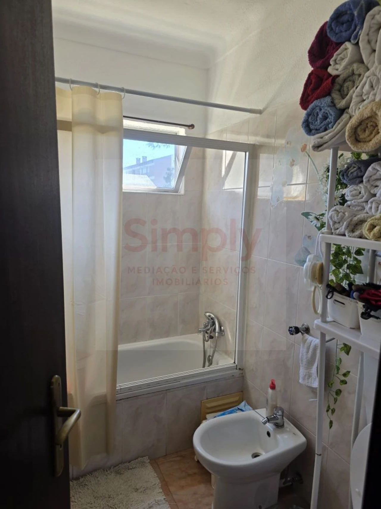 Apartamento T2 para Venda em Rio de Mouro Foto 7