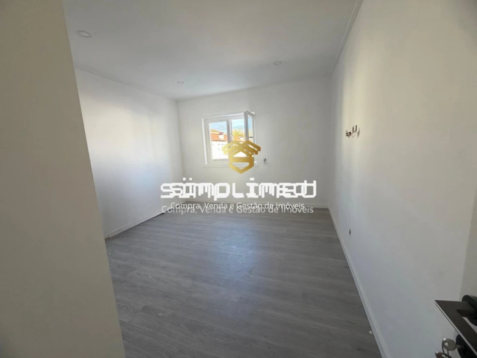 Apartamento T3 para Venda em Alto do Seixalinho, Santo André e Verderena Foto 11