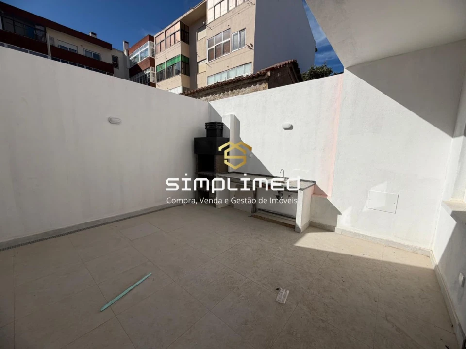 Apartamento T1 para Venda em Alto do Seixalinho, Santo André e Verderena Foto 4