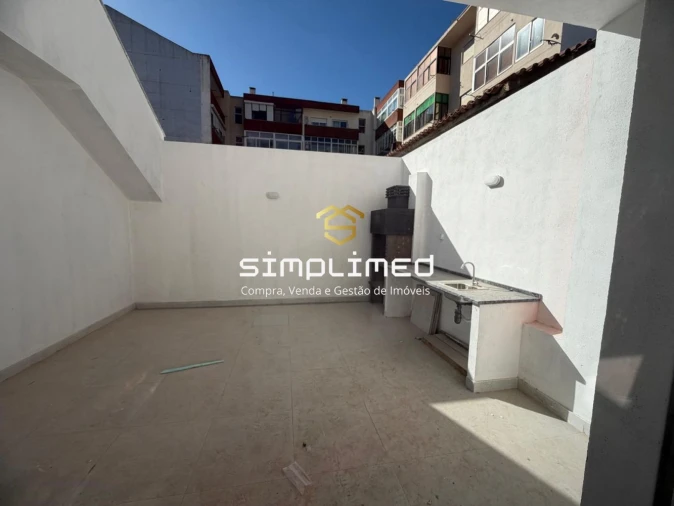 Apartamento T1 para Venda em Alto do Seixalinho, Santo André e Verderena Foto 20
