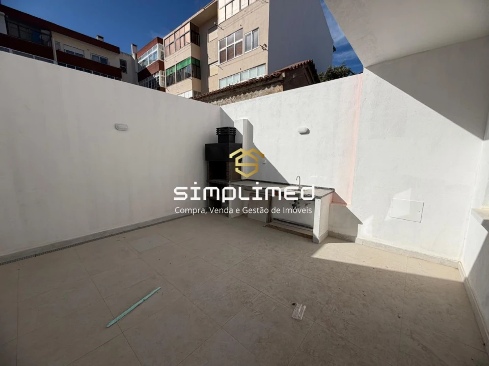 Apartamento T1 para Venda em Alto do Seixalinho, Santo André e Verderena Foto 9