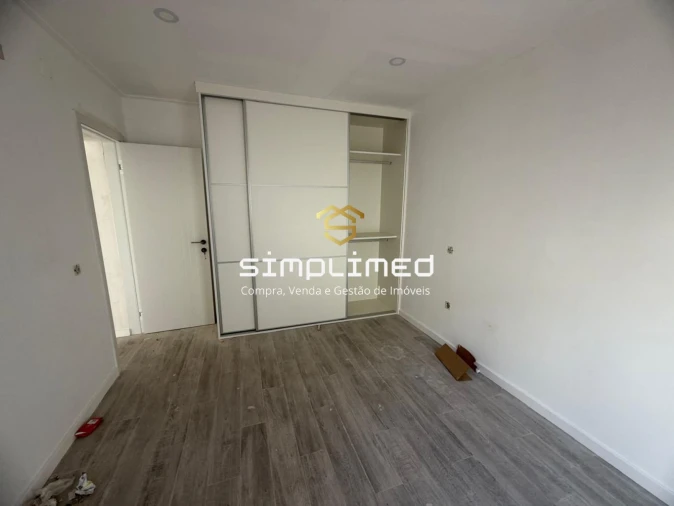 Apartamento T1 para Venda em Alto do Seixalinho, Santo André e Verderena Foto 9
