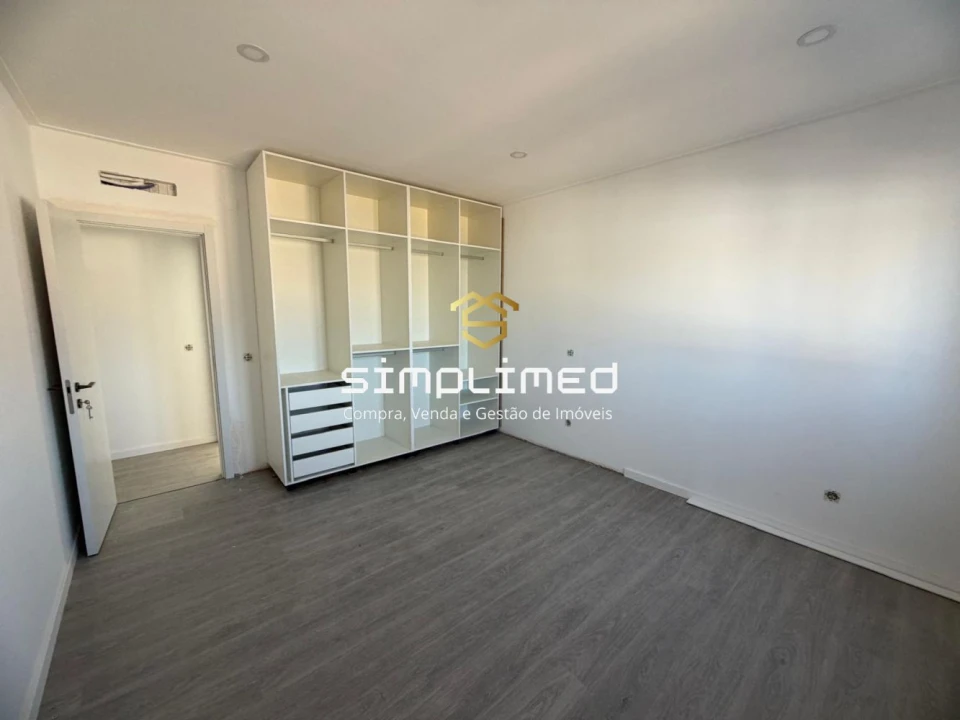 Apartamento T3 para Venda em Alto do Seixalinho, Santo André e Verderena Foto 12