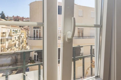 Apartamento T3 para Venda em Arroios