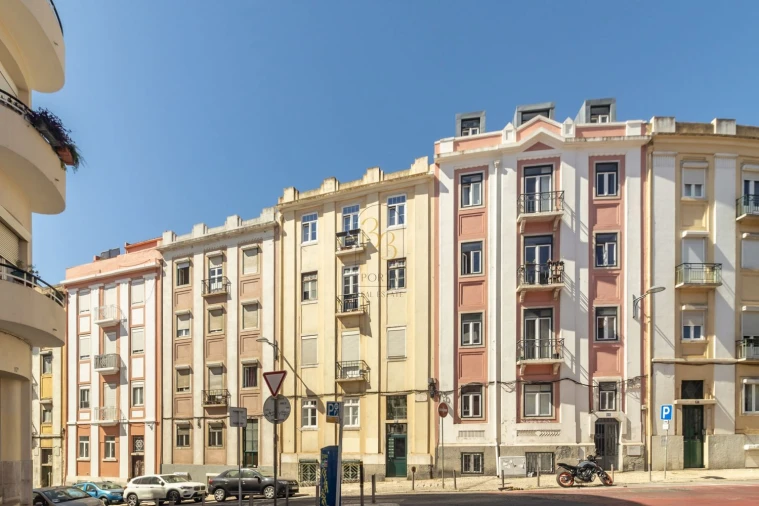 Apartamento T3 para Venda em Arroios Foto 48