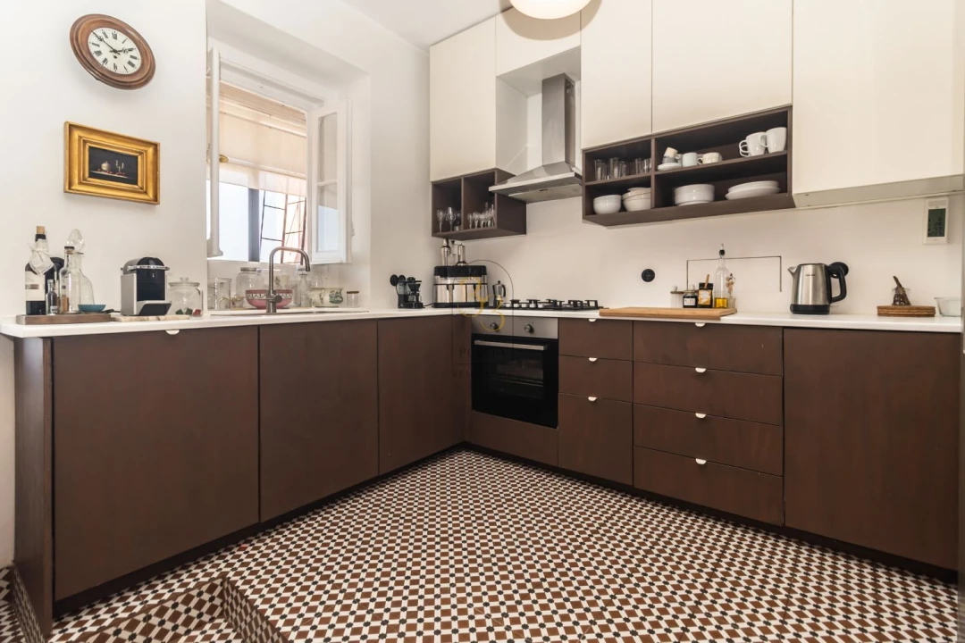 Apartamento T3 para Venda em Arroios Foto 1