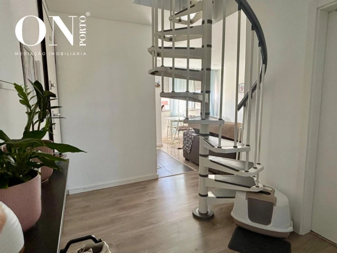 Apartamento T2 para Venda em Camarate, Unhos e Apelação Foto 9