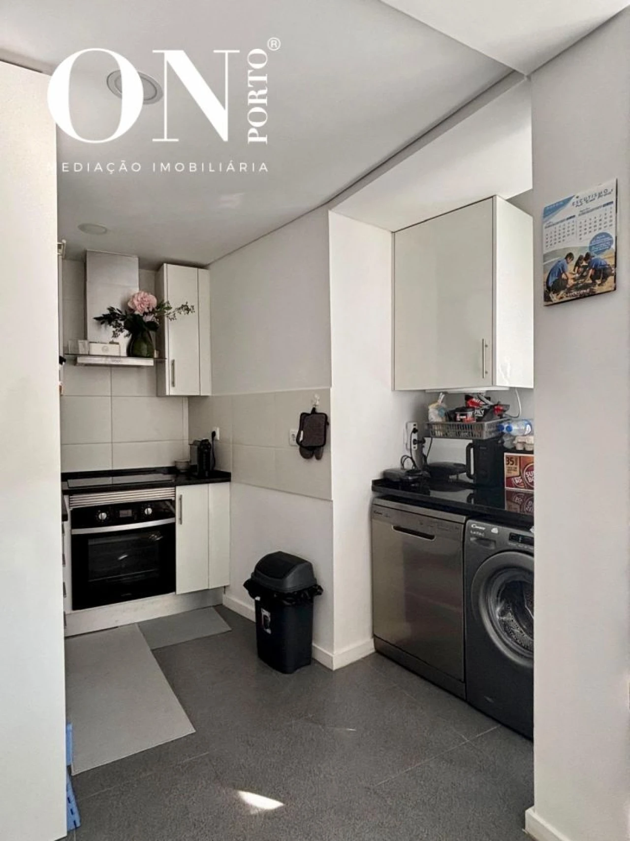 Apartamento T2 para Venda em Camarate, Unhos e Apelação Foto 6