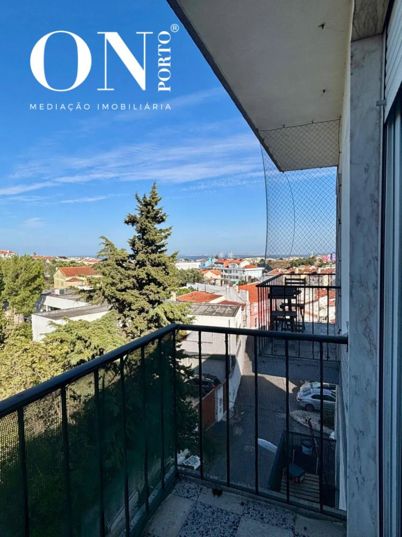 Apartamento T2 para Venda em Camarate, Unhos e Apelação Foto 13
