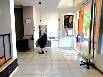 Loja para Arrendamento em Albufeira e Olhos de Água