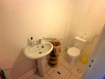 Loja para Arrendamento em Albufeira e Olhos de Água