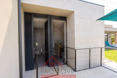Moradia T3 para Venda em Santo Tirso, Couto (Santa Cristina e São Miguel) e Burgães