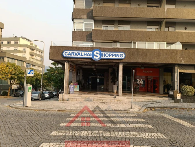 Loja para Arrendamento em Santo Tirso, Couto (Santa Cristina e São Miguel) e Burgães Foto 8