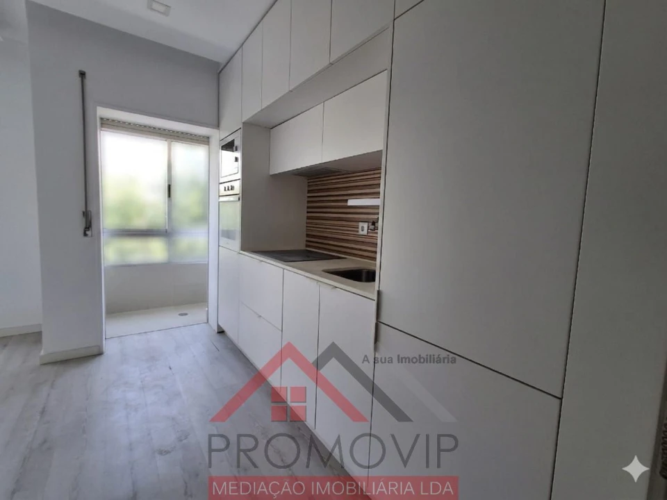 Apartamento T1 para Venda em Santo Tirso, Couto (Santa Cristina e São Miguel) e Burgães Foto 2