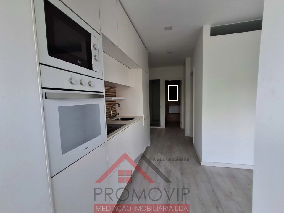 Apartamento T1 para Venda em Santo Tirso, Couto (Santa Cristina e São Miguel) e Burgães Foto 3