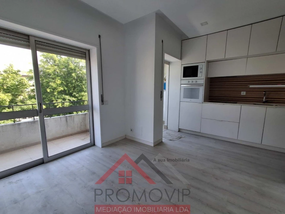 Apartamento T1 para Venda em Santo Tirso, Couto (Santa Cristina e São Miguel) e Burgães Foto 1