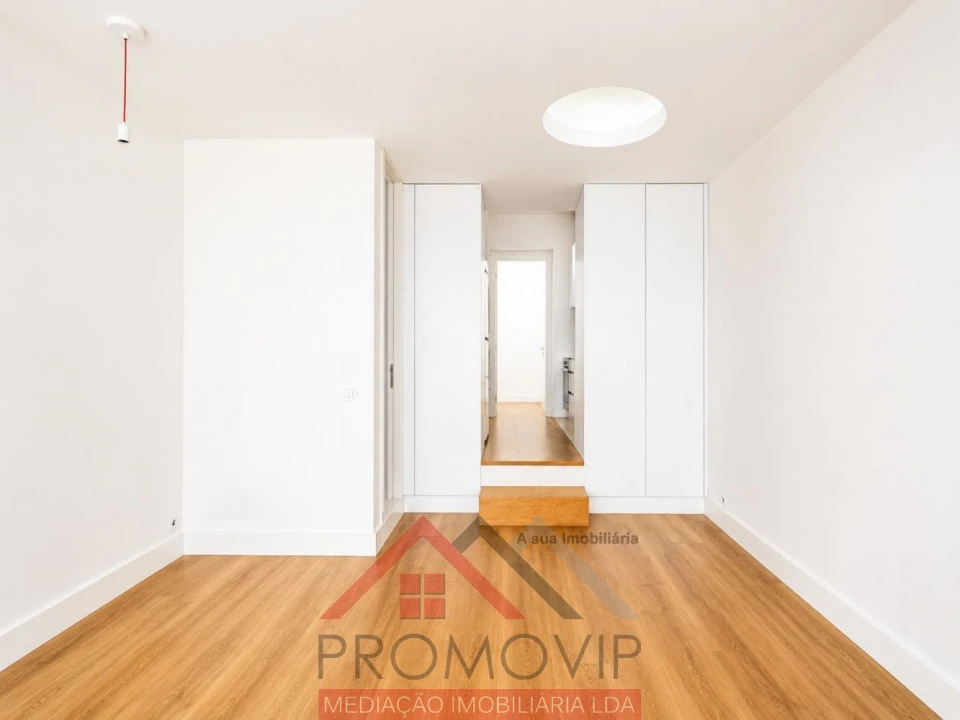 Apartamento T1 para Venda em Santo Tirso, Couto (Santa Cristina e São Miguel) e Burgães Foto 3