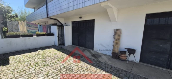 Apartamento T3 para Venda em Santo Tirso, Couto (Santa Cristina e São Miguel) e Burgães