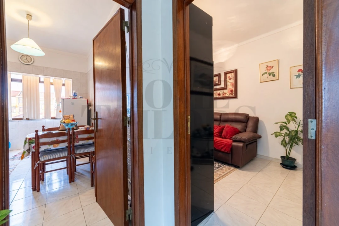 Apartamento T2 para Venda em Alto do Seixalinho, Santo André e Verderena Foto 4