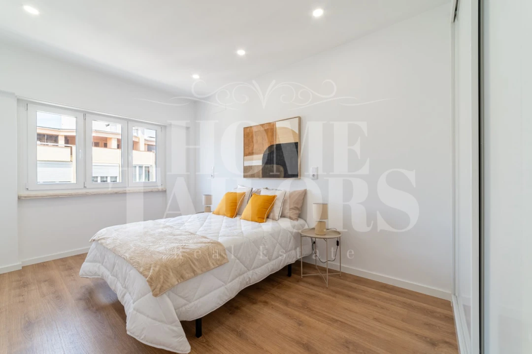 Apartamento T3 para Venda em Benfica Foto 4