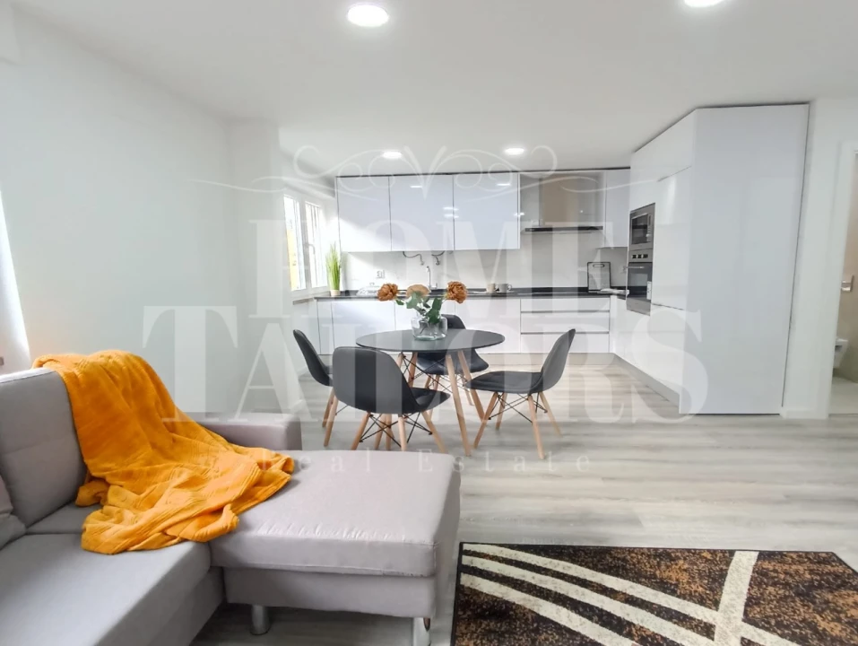 Apartamento T3 para Venda em Benfica Foto 1