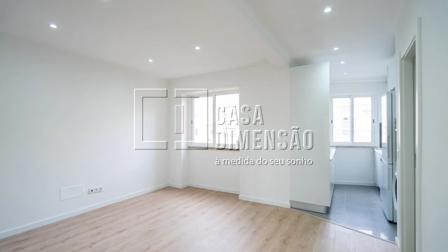 Apartamento T2 para Venda em Odivelas