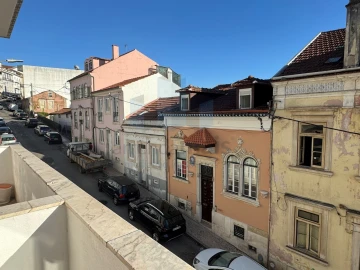 Apartamento T2 para Arrendamento em Sé Nova, Santa Cruz, Almedina e São Bartolomeu