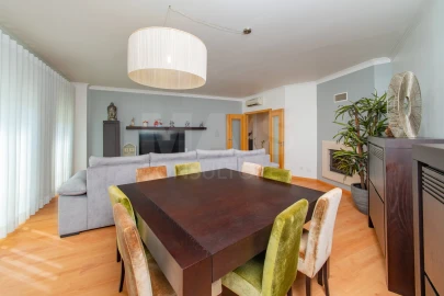 Apartamento T3 para Venda em Samora Correia