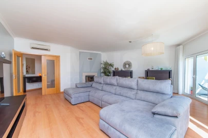 Apartamento T3 para Venda em Samora Correia