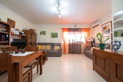 Apartamento T3 para Venda em Barreiro e Lavradio
