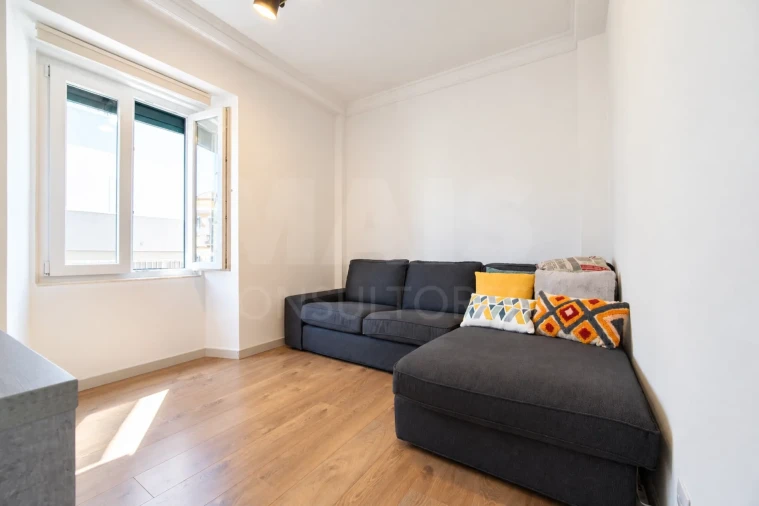 Apartamento T2 para Venda em Penha de França Foto 5