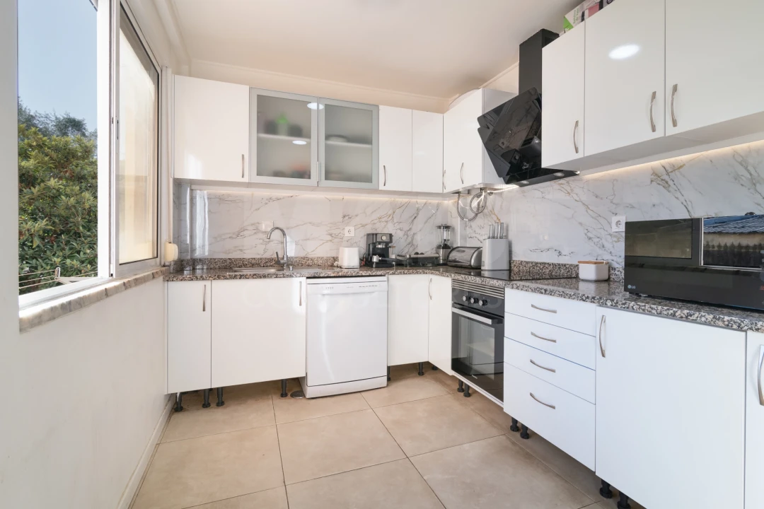 Apartamento T2 para Venda em Águas Livres Foto 4