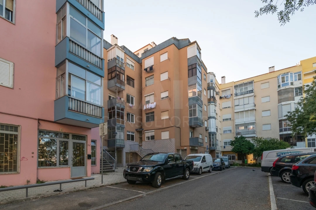 Apartamento T2 para Venda em Águas Livres Foto 8