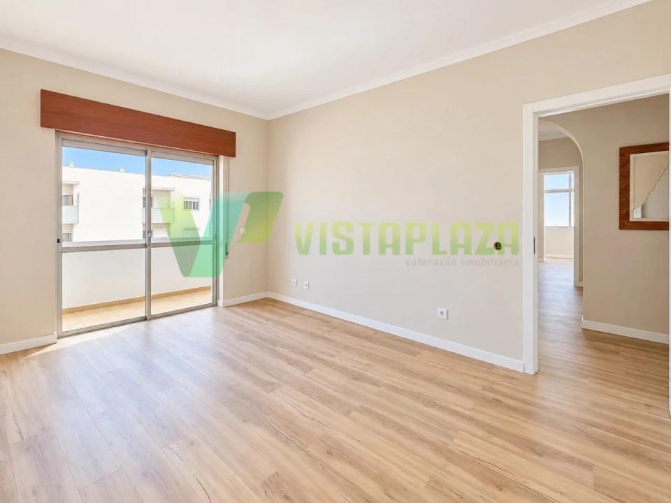 Apartamento T2 para Venda em Portimão Foto 8