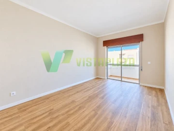 Apartamento T2 para Venda em Portimão