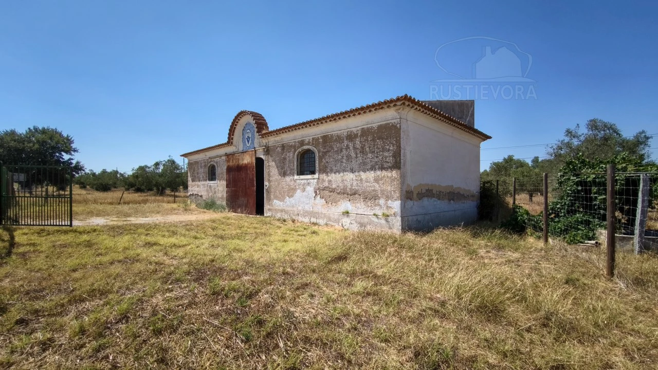 Armazém para Venda em São Miguel de Machede Foto 1