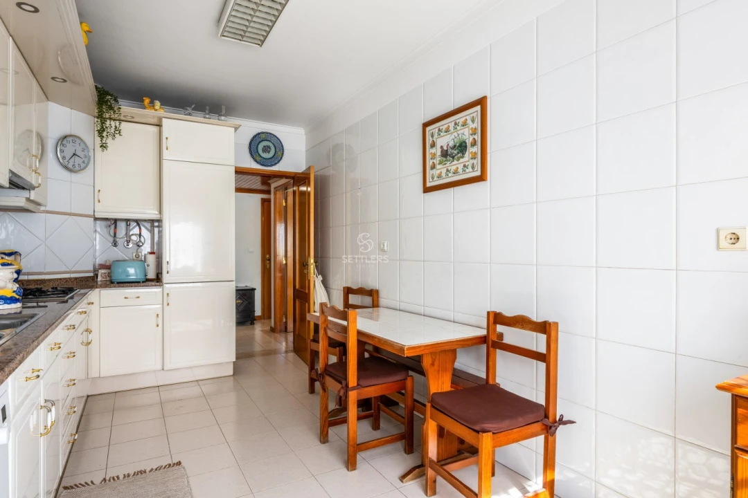 Apartamento T2 para Venda em Cacém e São Marcos Foto 7