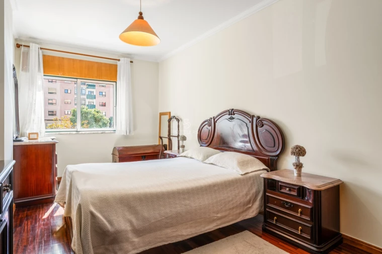 Apartamento T2 para Venda em Cacém e São Marcos Foto 13