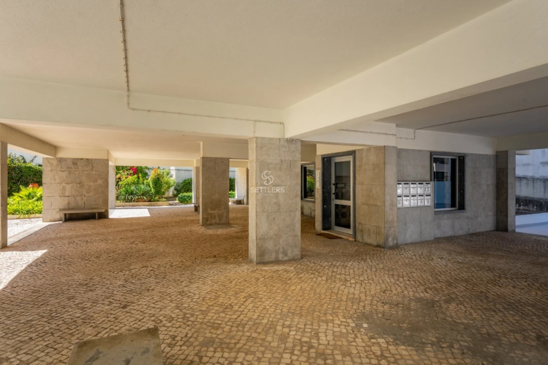 Apartamento T1 para Venda em Cascais e Estoril Foto 24