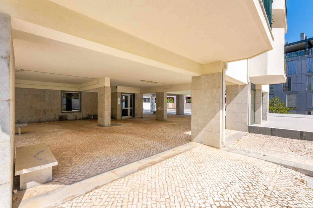 Apartamento T1 para Venda em Cascais e Estoril Foto 25