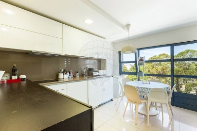 Apartamento T3 para Arrendamento em Lumiar